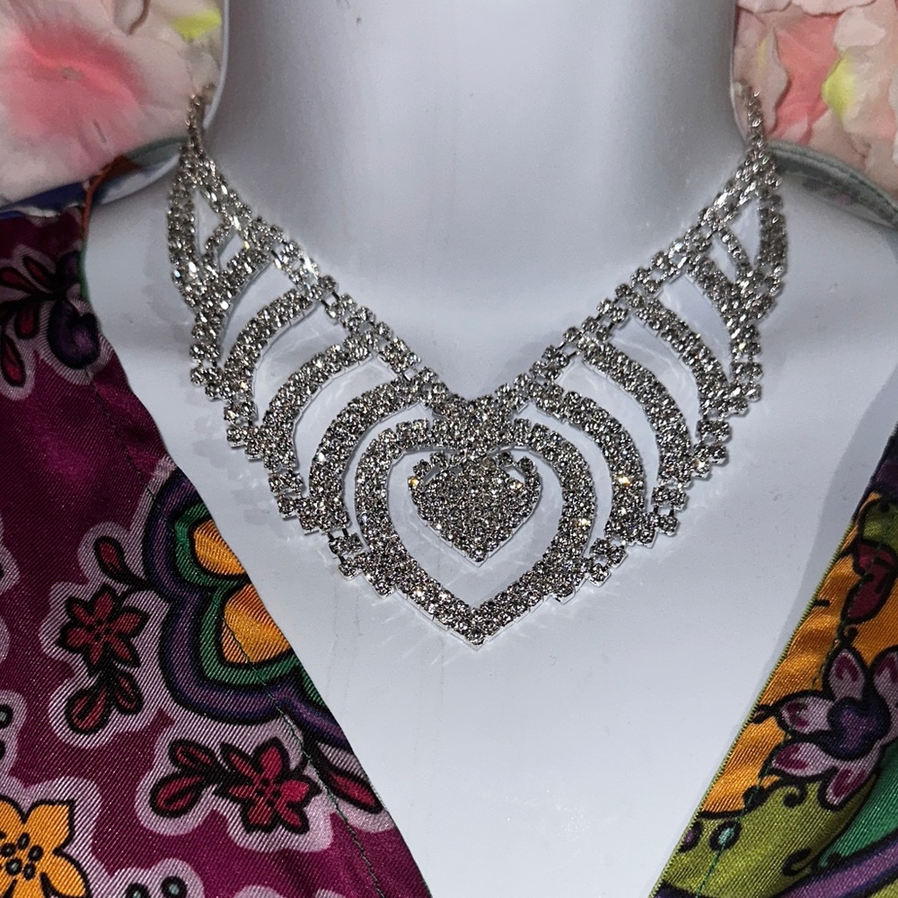 Queen Of Hearts Rhinestone Necklace